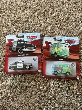 Disney Cars Die-Cast Sheriff (Black/White) & Fillmore (Green) Twin Pack